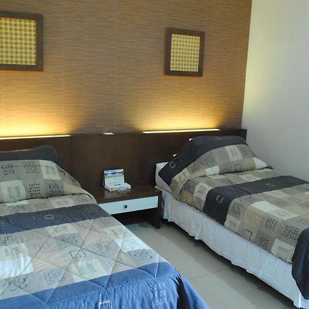 Hotel Wisata Baru Serang Buitenkant foto